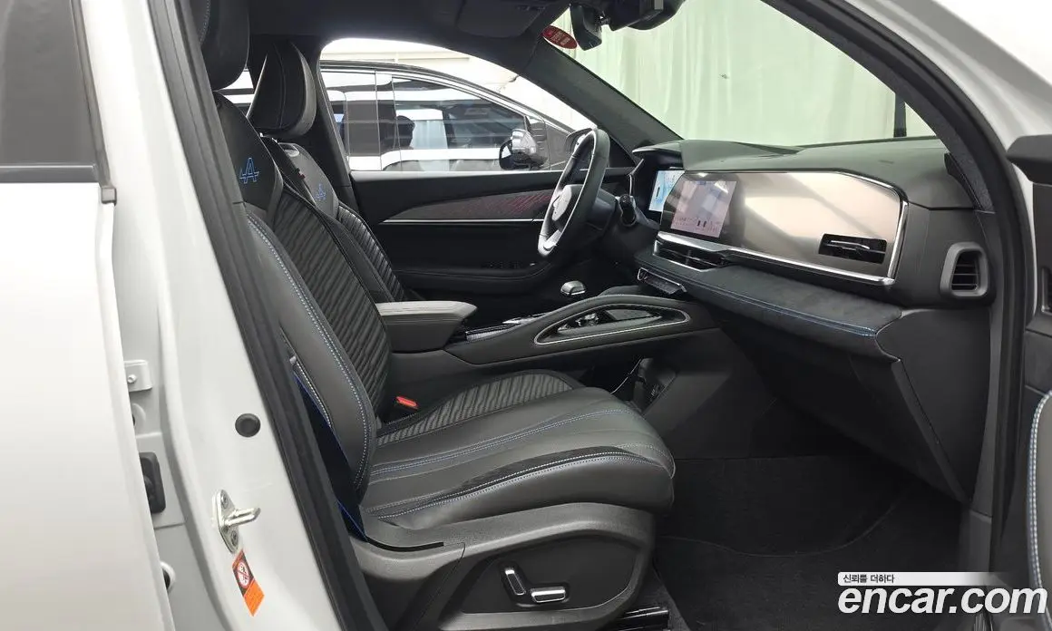 Renault (Samsung) Grand Koleos 2025 1.5 автомат (гидро), фото 17 Renault (Samsung) Grand Koleos 2025 1.5 автомат (гидро), фото 17