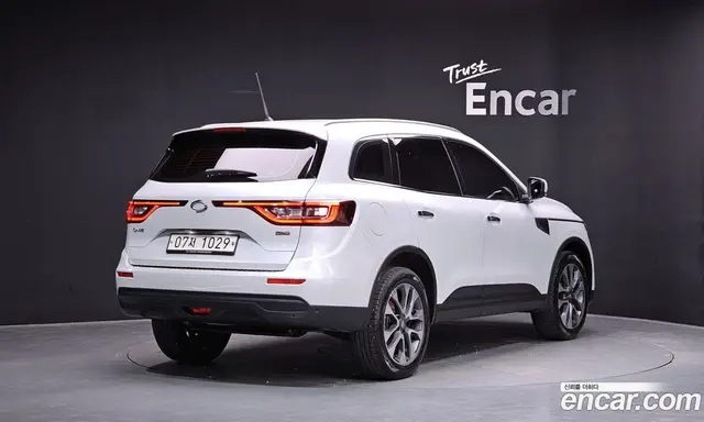 Renault (Samsung) QM6 2017 2.0 автомат (гидро), миниатюра 2 Renault (Samsung) QM6 2017 2.0 автомат (гидро), миниатюра 2