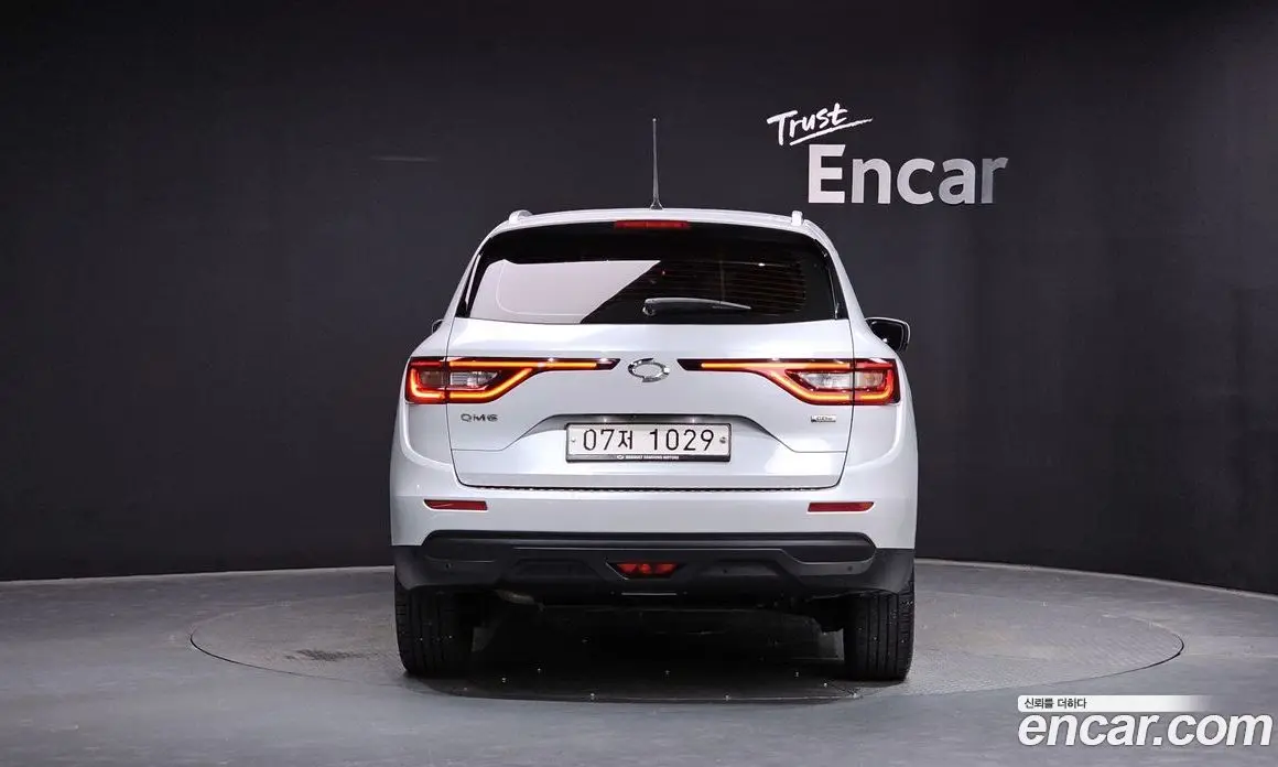 Renault (Samsung) QM6 2017 2.0 автомат (гидро), фото 4 Renault (Samsung) QM6 2017 2.0 автомат (гидро), фото 4