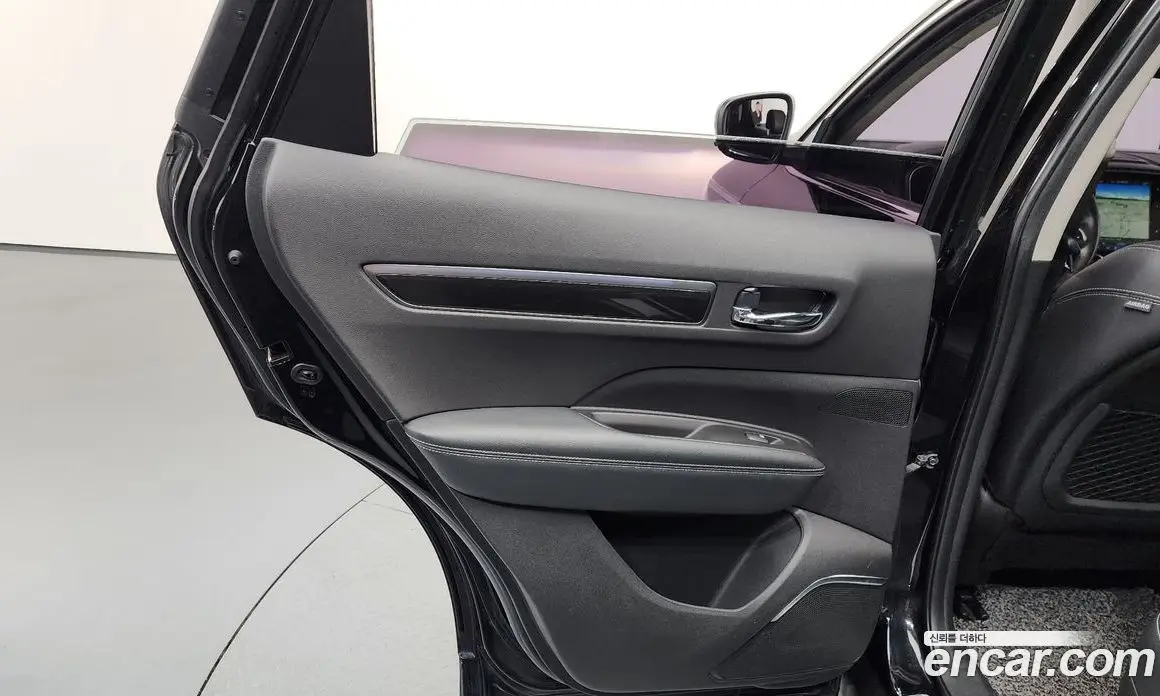 Renault (Samsung) QM6 2018 2.0 автомат (гидро), фото 15 Renault (Samsung) QM6 2018 2.0 автомат (гидро), фото 15