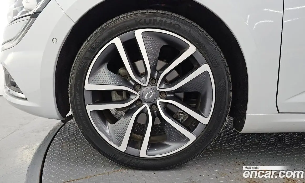 Renault (Samsung) SM6 2016 1.6 автомат (гидро), фото 5 Renault (Samsung) SM6 2016 1.6 автомат (гидро), фото 5