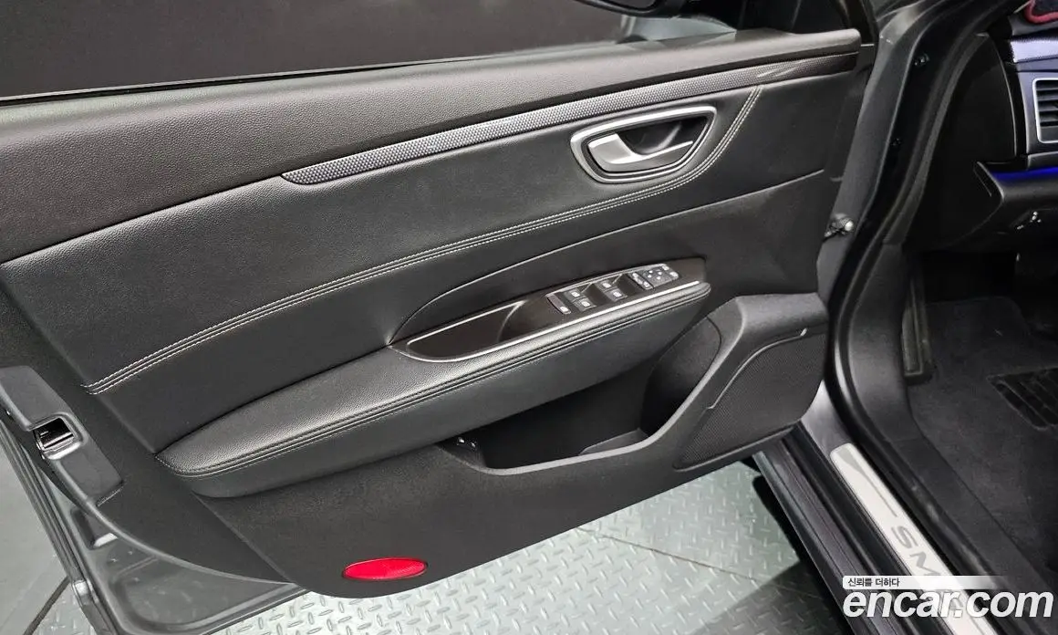Renault (Samsung) SM6 2018 1.6 автомат (гидро), фото 14 Renault (Samsung) SM6 2018 1.6 автомат (гидро), фото 14
