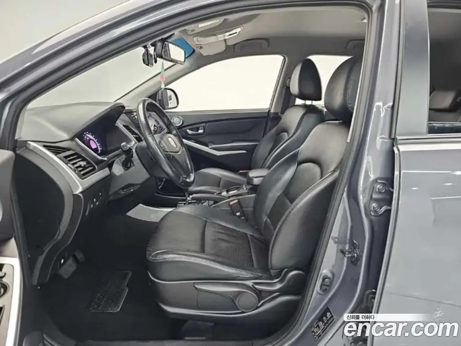 SsangYong Korando 2015 2.0 автомат (гидро), фото 16