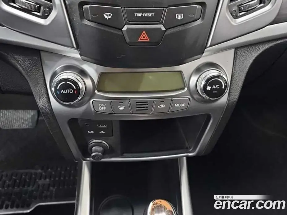 SsangYong Korando 2015 2.0 автомат (гидро), фото 10