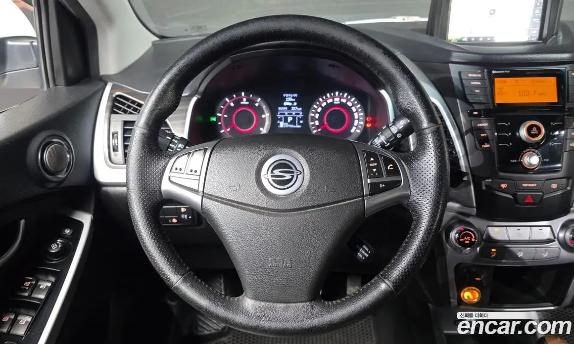 SsangYong Korando 2015 2.2 автомат (гидро), фото 20