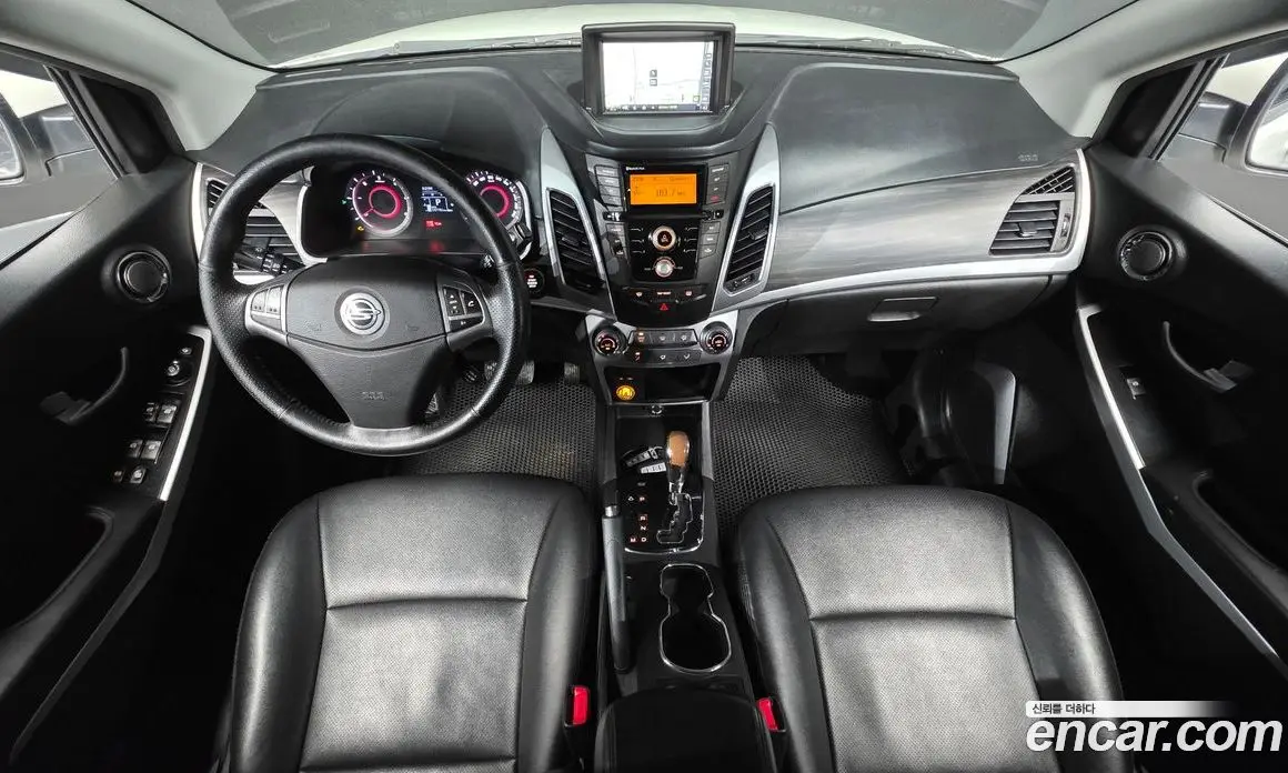 SsangYong Korando 2015 2.2 автомат (гидро), фото 10
