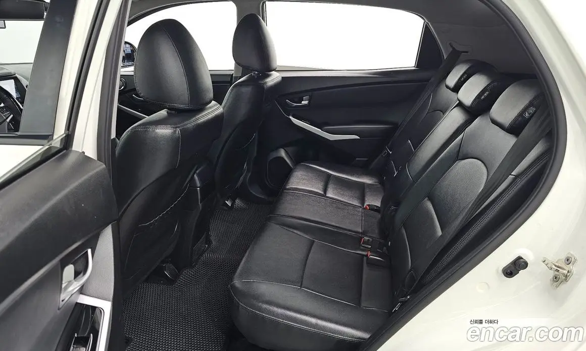 SsangYong Korando 2015 2.2 автомат (гидро), фото 18