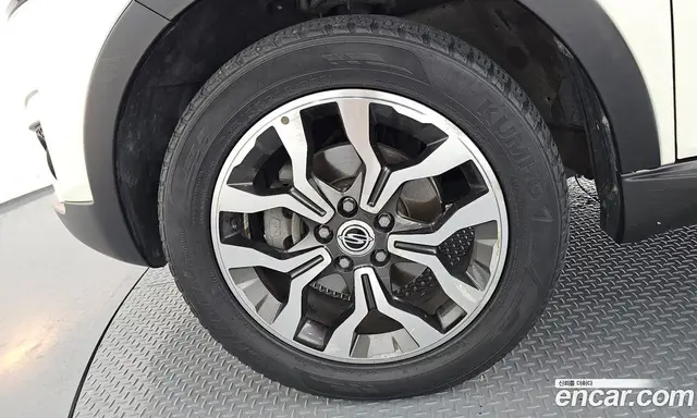 SsangYong Korando 2015 2.2 автомат (гидро), миниатюра 5