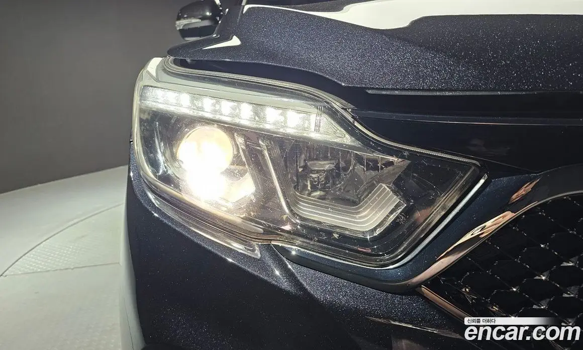 SsangYong Rexton 2018 2.2 автомат (гидро), фото 8