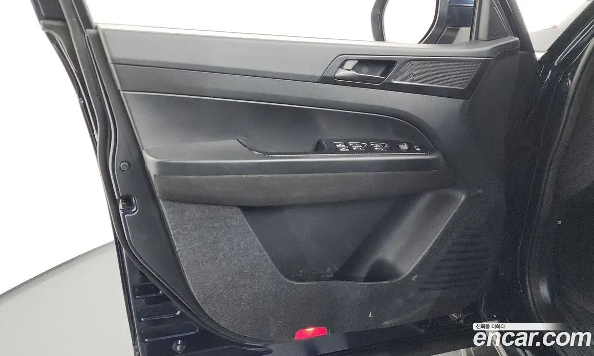 SsangYong Rexton 2019 2.2 автомат (гидро), фото 14