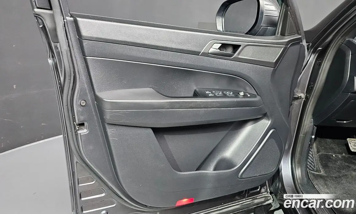 SsangYong Rexton 2021 2.2 автомат (гидро), фото 14