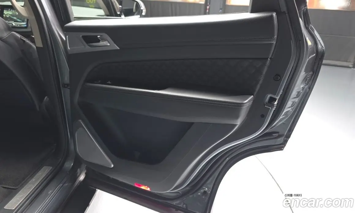 SsangYong Rexton 2022 2.2 автомат (гидро), фото 15