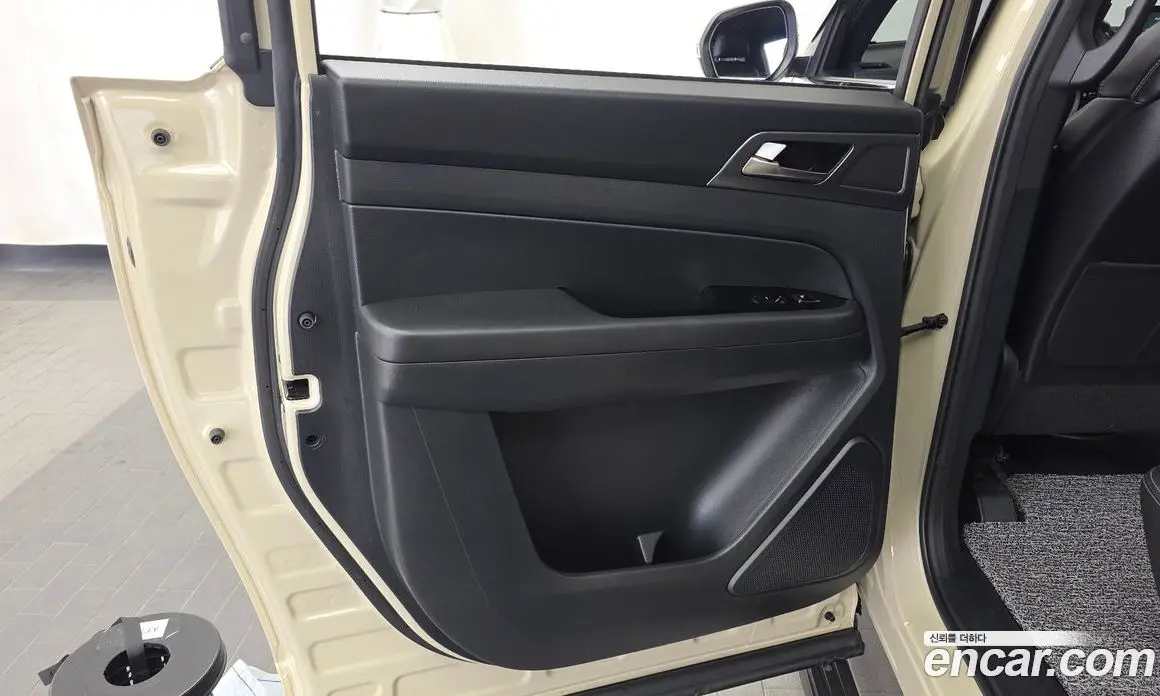 SsangYong Rexton 2023 2.2 автомат (гидро), фото 15