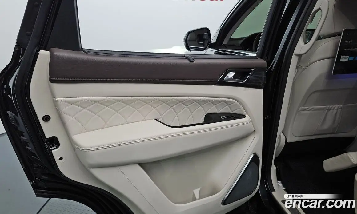 SsangYong Rexton 2024 2.2 автомат (гидро), фото 15 SsangYong Rexton 2024 2.2 автомат (гидро), фото 15