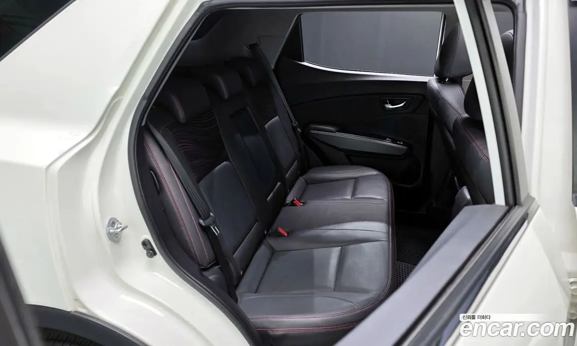 SsangYong TIBOLI 2017 1.6 автомат (гидро), фото 17
