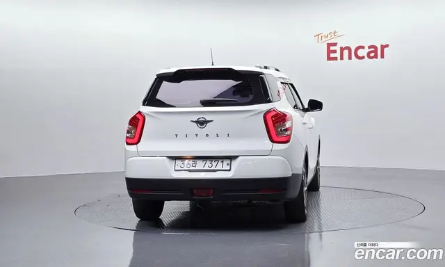 SsangYong TIBOLI 2017 1.6 автомат (гидро), миниатюра 4