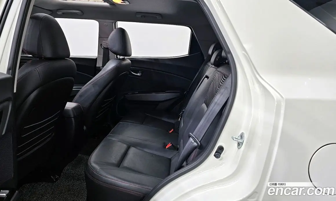 SsangYong TIBOLI 2017 1.6 автомат (гидро), фото 16