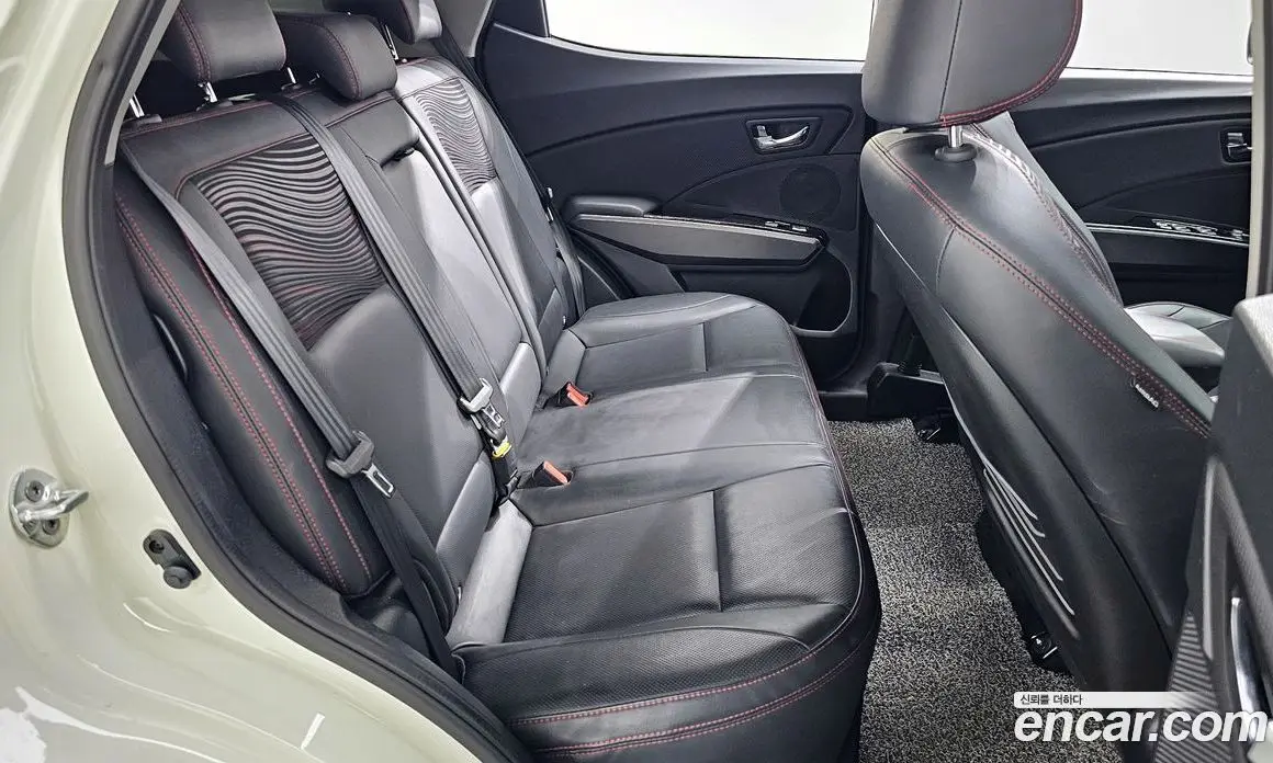SsangYong TIBOLI 2017 1.6 автомат (гидро), фото 18