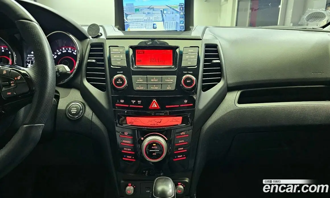 SsangYong TIBOLI 2017 1.6 автомат (гидро), фото 19