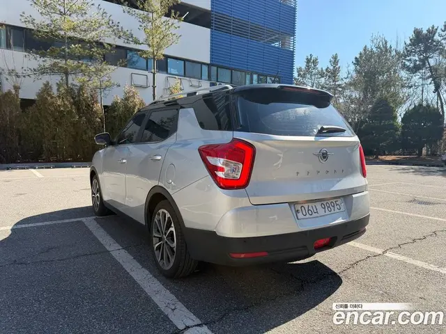 SsangYong TIBOLI 2017 1.6 автомат (гидро), миниатюра 3