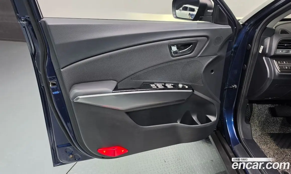 SsangYong TIBOLI 2019 1.6 автомат (гидро), фото 14