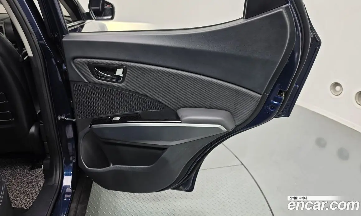 SsangYong TIBOLI 2019 1.6 автомат (гидро), фото 15