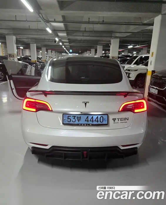 Tesla Model 3 2020 автомат (гидро), миниатюра 4