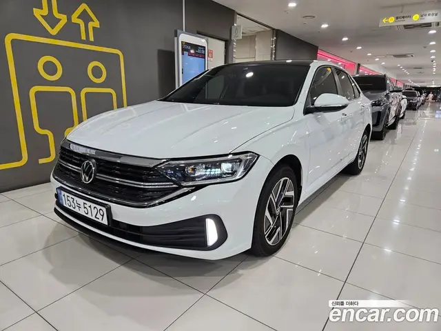 Volkswagen Jetta, 2023, 16 923 км