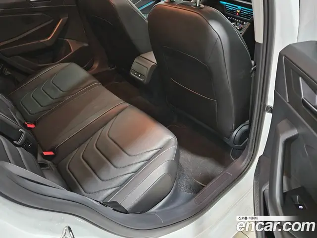 Volkswagen Jetta 2023 1.5 автомат (гидро), миниатюра 12