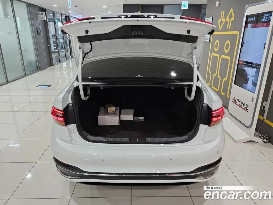 Volkswagen Jetta 2023 1.5 автомат (гидро), фото 19 Volkswagen Jetta 2023 1.5 автомат (гидро), фото 19