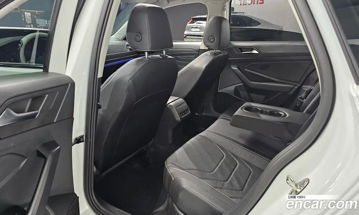 Volkswagen Jetta 2024 1.5 автомат (гидро), фото 16 Volkswagen Jetta 2024 1.5 автомат (гидро), фото 16