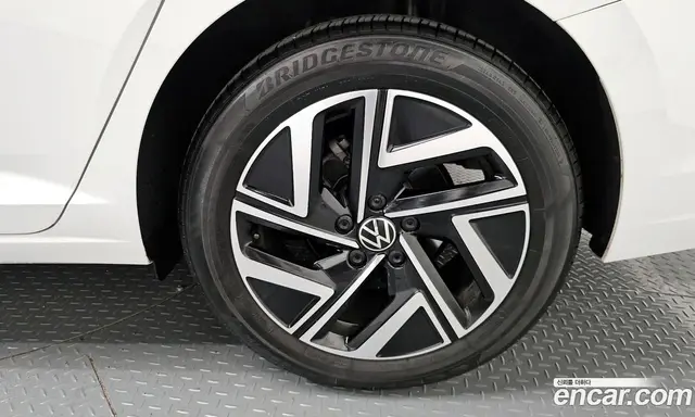 Volkswagen Jetta 2024 1.5 автомат (гидро), миниатюра 7 Volkswagen Jetta 2024 1.5 автомат (гидро), миниатюра 7