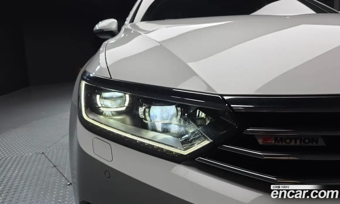Volkswagen Passat 2018 2.0 автомат (гидро), фото 8