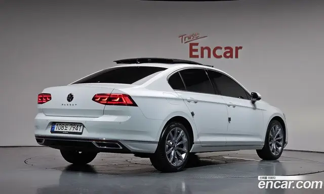 Volkswagen Passat, 2022, 39 312 км