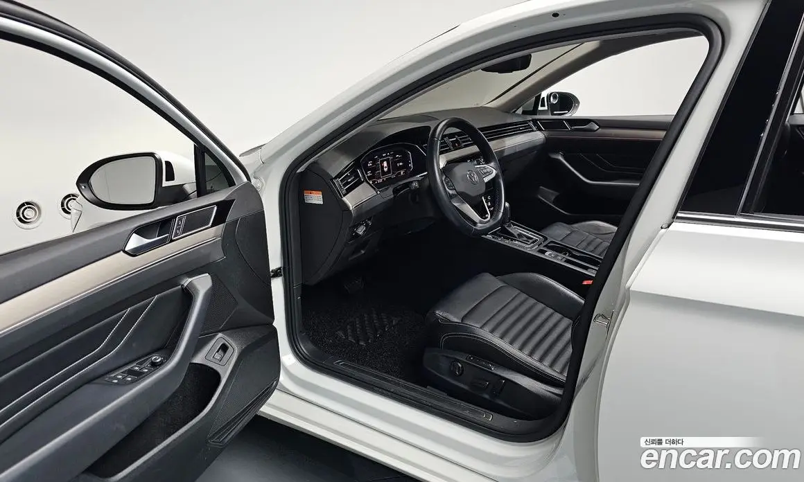 Volkswagen Passat 2022 2.0 автомат (гидро), фото 12 Volkswagen Passat 2022 2.0 автомат (гидро), фото 12
