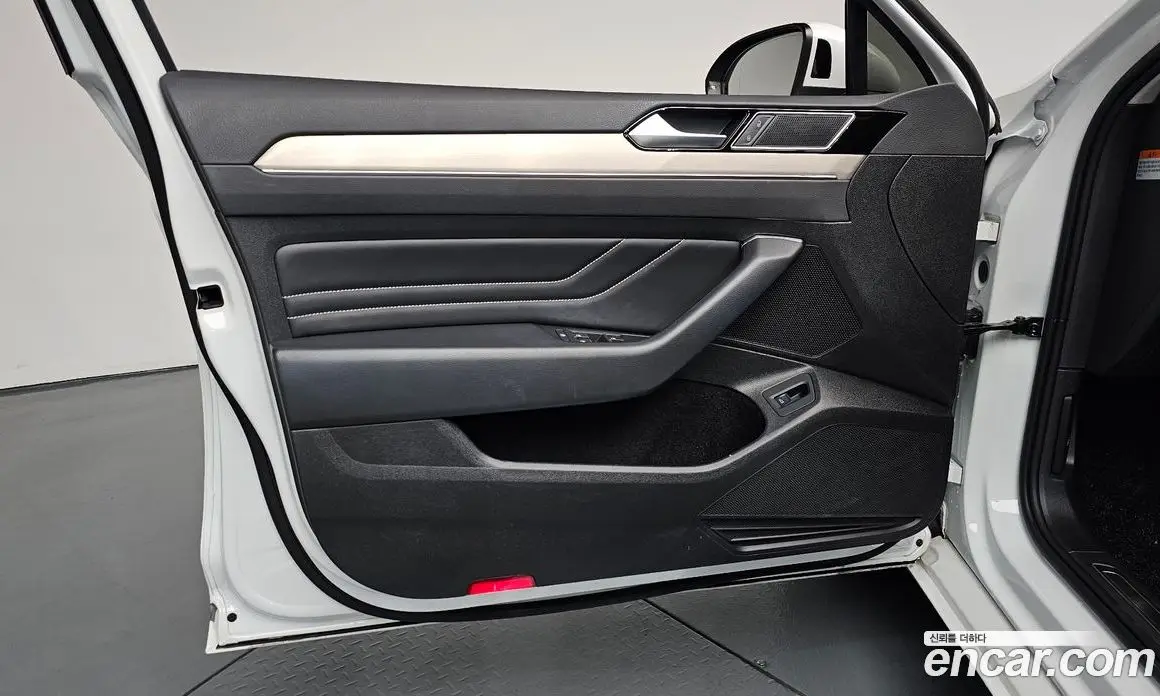 Volkswagen Passat 2022 2.0 автомат (гидро), фото 13 Volkswagen Passat 2022 2.0 автомат (гидро), фото 13