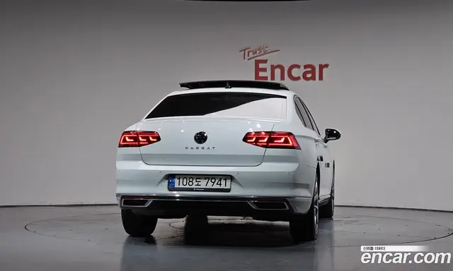 Volkswagen Passat 2022 2.0 автомат (гидро), миниатюра 3 Volkswagen Passat 2022 2.0 автомат (гидро), миниатюра 3