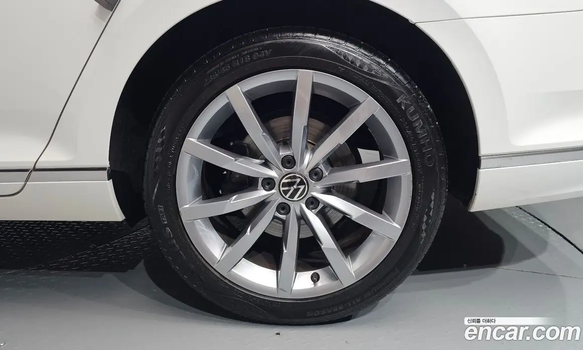 Volkswagen Passat 2022 2.0 автомат (гидро), фото 6 Volkswagen Passat 2022 2.0 автомат (гидро), фото 6