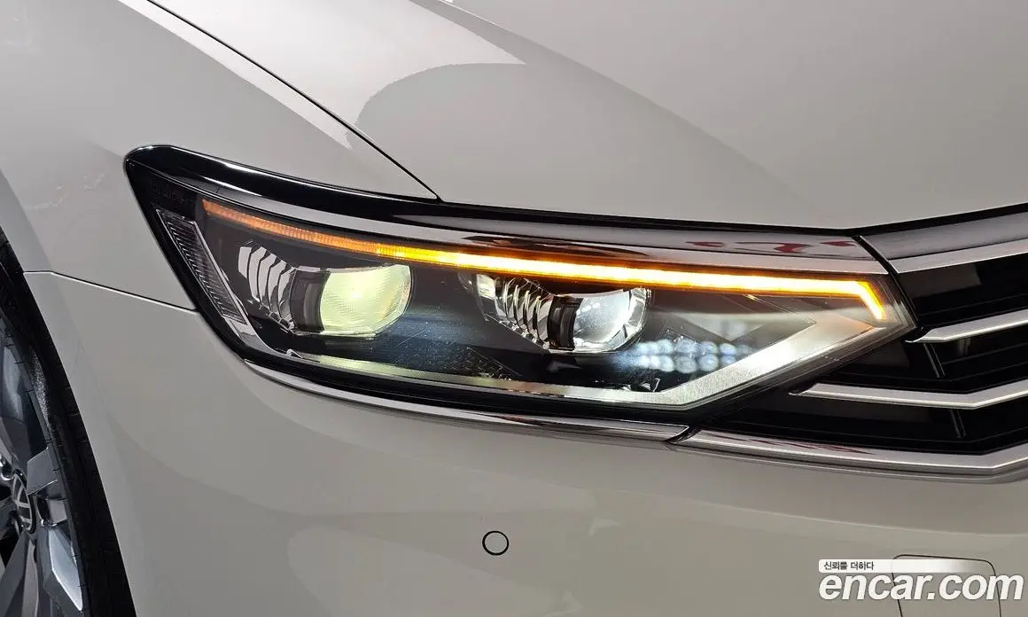 Volkswagen Passat 2022 2.0 автомат (гидро), фото 7 Volkswagen Passat 2022 2.0 автомат (гидро), фото 7