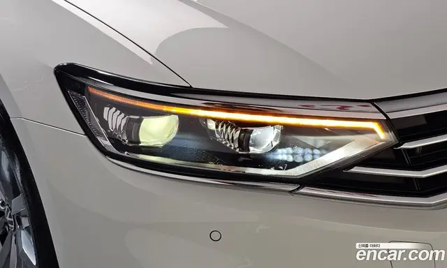 Volkswagen Passat 2022 2.0 автомат (гидро), миниатюра 7 Volkswagen Passat 2022 2.0 автомат (гидро), миниатюра 7