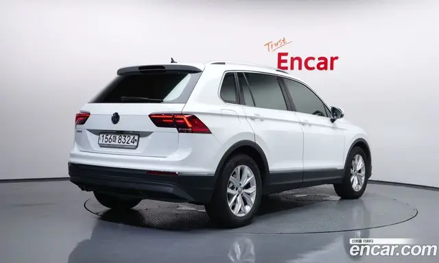 Volkswagen Tiguan 2020 2.0 автомат (гидро), миниатюра 2