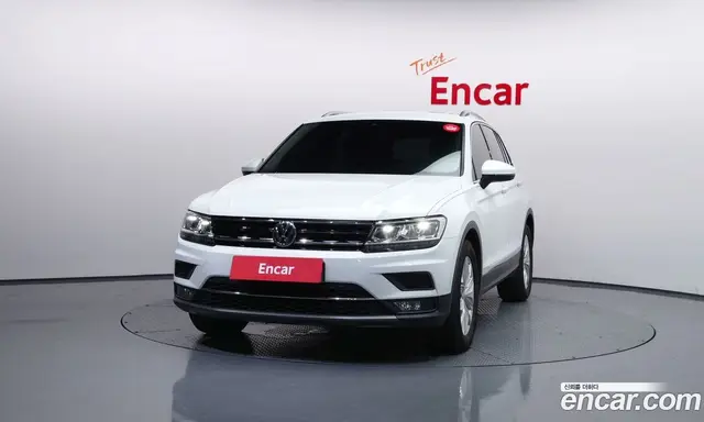 Volkswagen Tiguan 2020 2.0 автомат (гидро), миниатюра 3