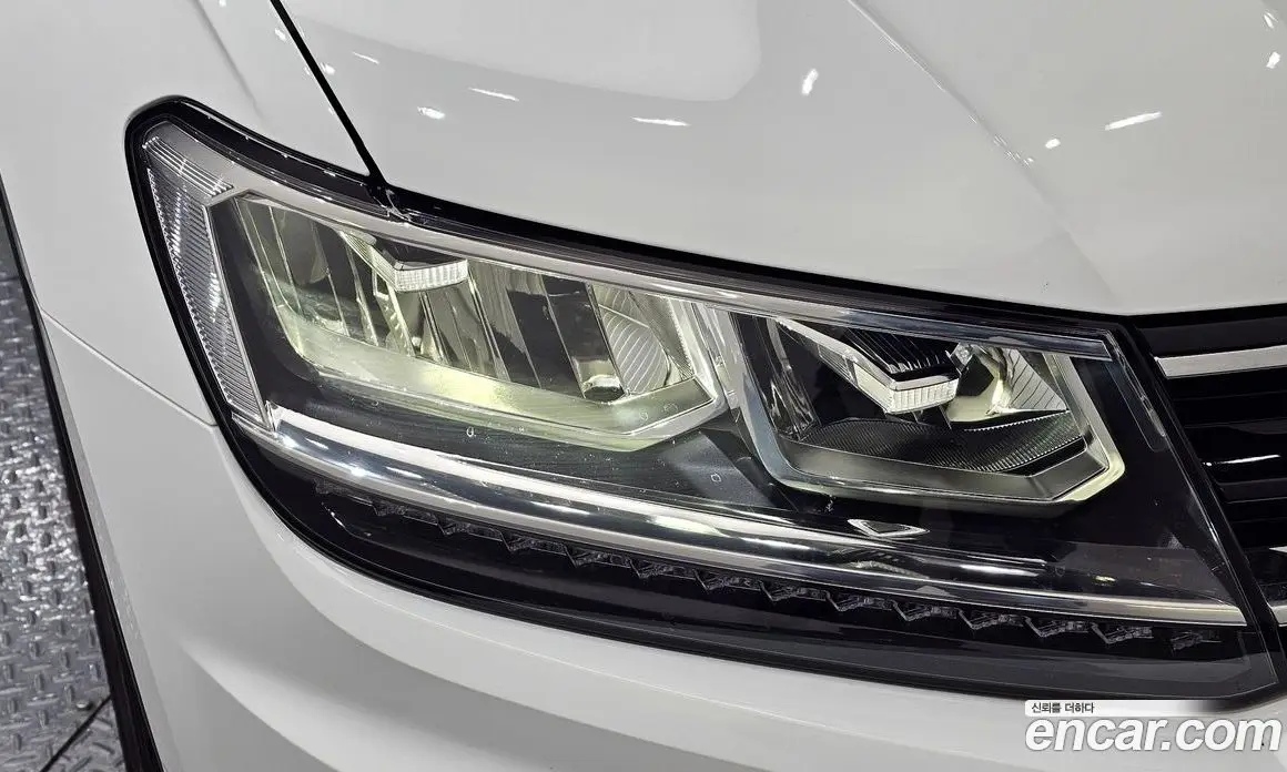 Volkswagen Tiguan 2020 2.0 автомат (гидро), фото 8