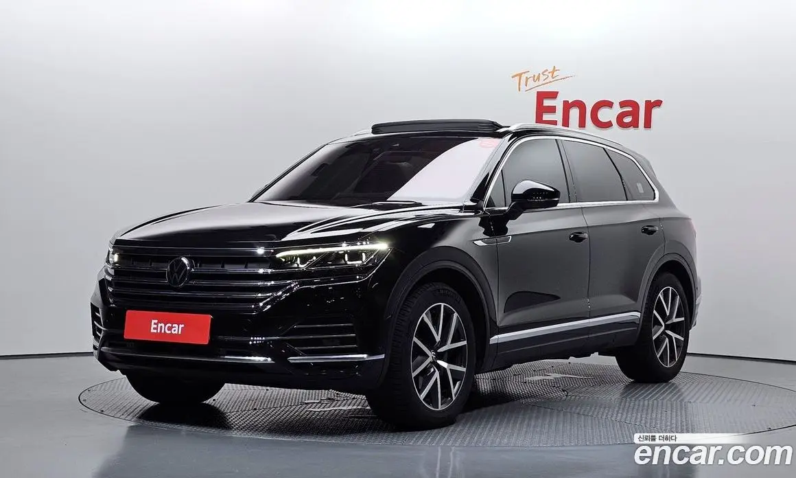 Volkswagen Touareg 2023 3.0 автомат (гидро), фото 1 Volkswagen Touareg 2023 3.0 автомат (гидро), фото 1