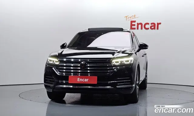 Volkswagen Touareg 2023 3.0 автомат (гидро), миниатюра 3 Volkswagen Touareg 2023 3.0 автомат (гидро), миниатюра 3