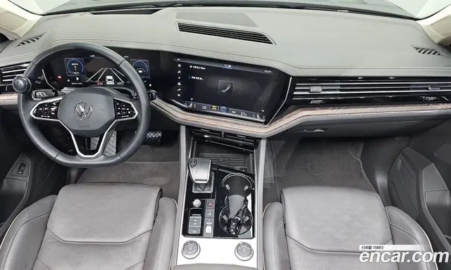 Volkswagen Touareg 2023 3.0 автомат (гидро), миниатюра 7 Volkswagen Touareg 2023 3.0 автомат (гидро), миниатюра 7