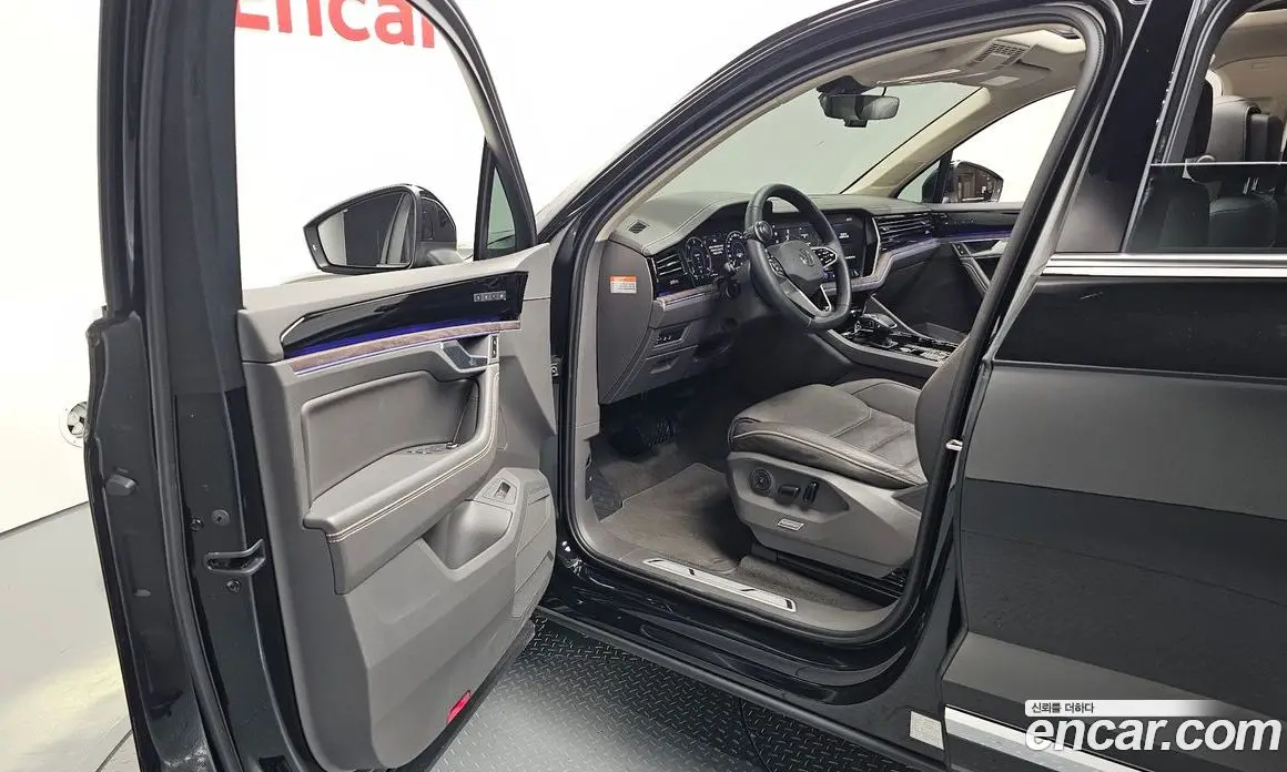 Volkswagen Touareg 2023 3.0 автомат (гидро), фото 10 Volkswagen Touareg 2023 3.0 автомат (гидро), фото 10