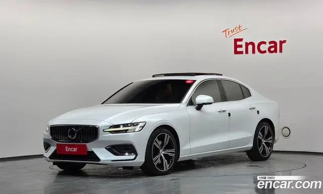 Volvo S60, 2021, 77 986 км