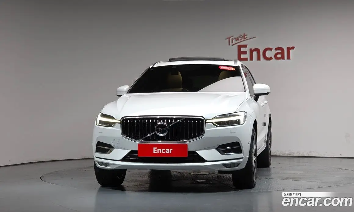 Volvo XC60 2020 2.0 автомат (гидро), фото 2 Volvo XC60 2020 2.0 автомат (гидро), фото 2