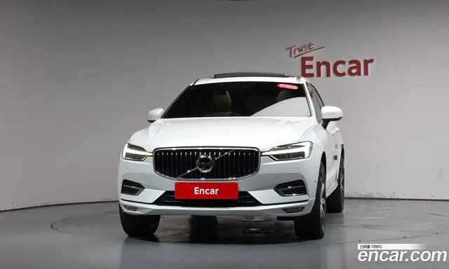 Volvo XC60 2020 2.0 автомат (гидро), миниатюра 2 Volvo XC60 2020 2.0 автомат (гидро), миниатюра 2